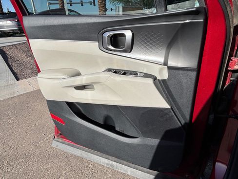 Certified 2023 Kia Sorento S w/ Panoramic Sunroof Package FWD image 11