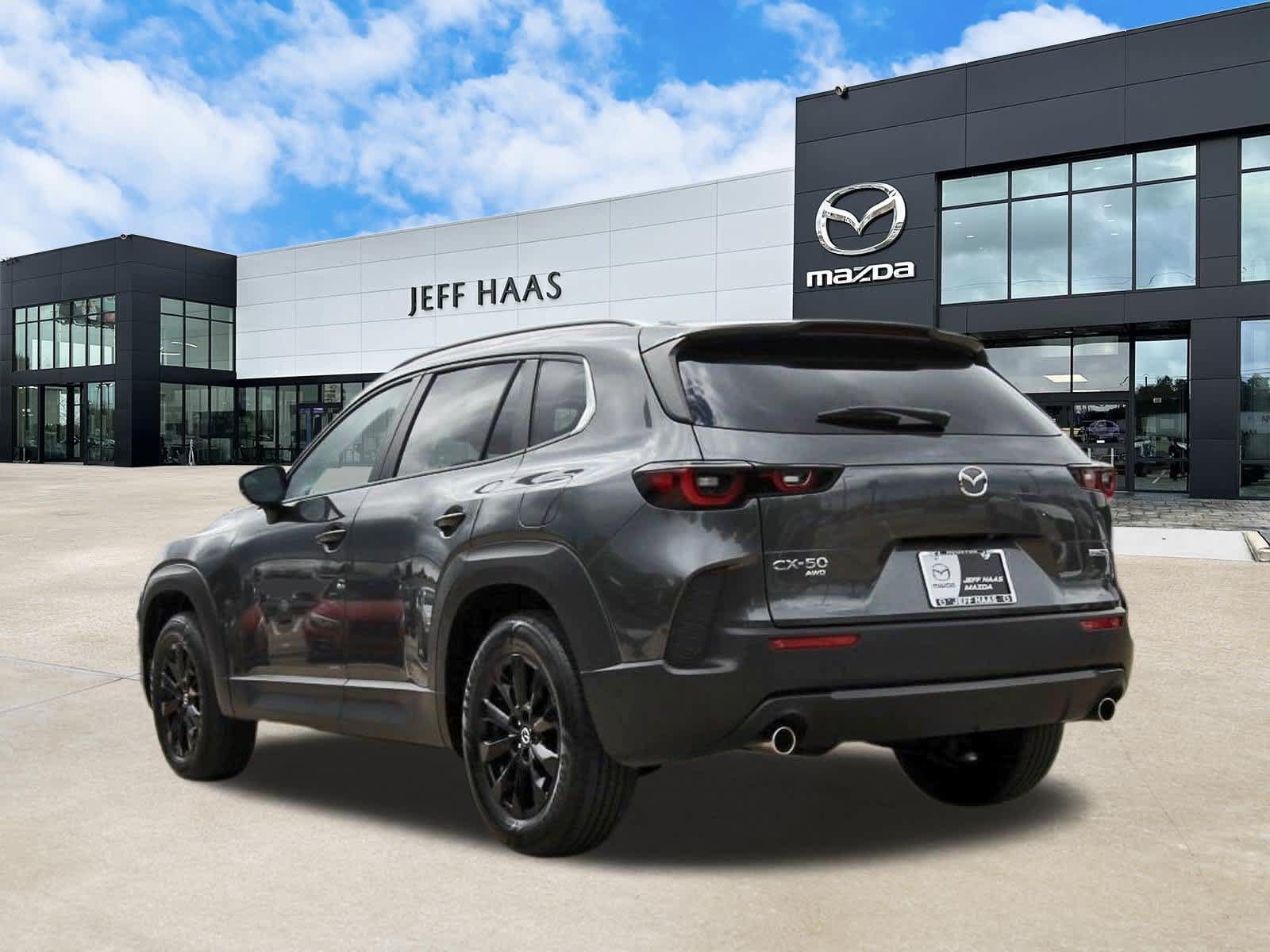Used 2024 MAZDA CX-50 AWD 2.5 S w/ Preferred Package image 2