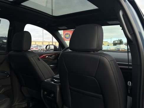 New 2026 Chevrolet Traverse Z71 w/ Driver Confidence Package image 25