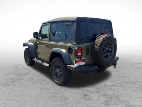 Used 2025 Jeep Wrangler Sport AWD/4WD image 5