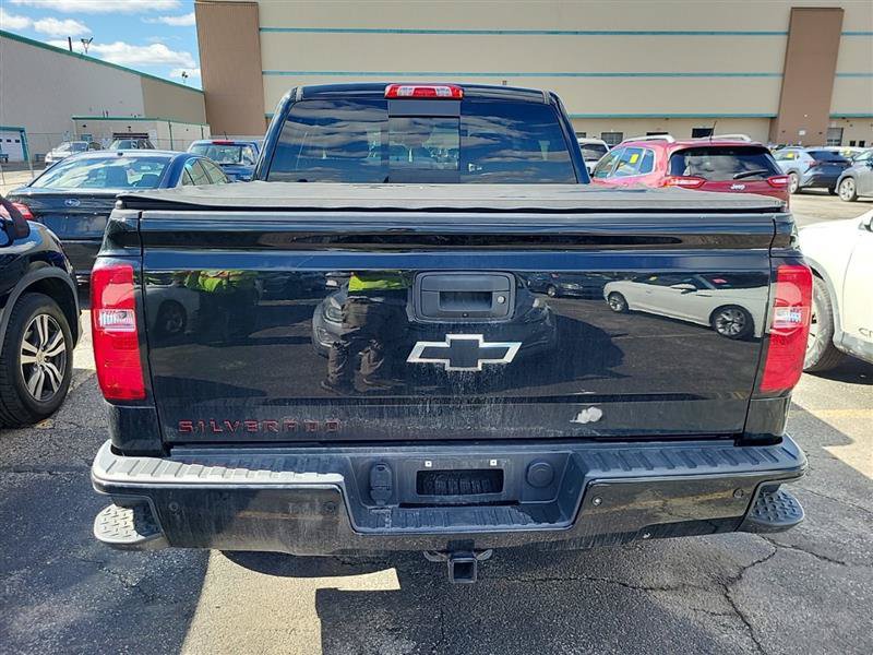 Used 2017 Chevrolet Silverado 1500 LTZ Z71 w/ Redline Edition AWD/4WD image 5