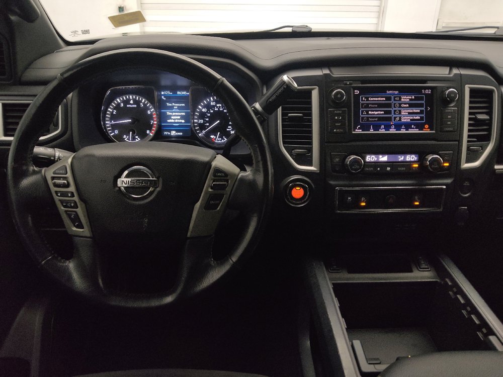 Used 2019 Nissan Titan SV w/ SV Convenience Package RWD image 22