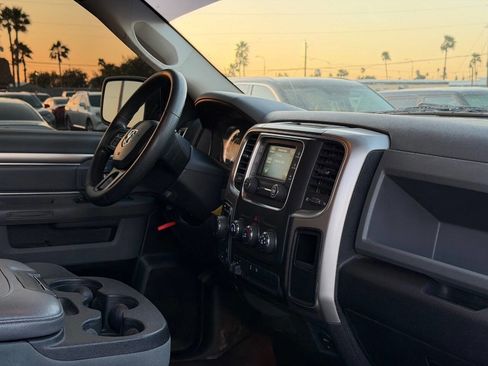 Used 2017 RAM 1500 Classic SLT image 27