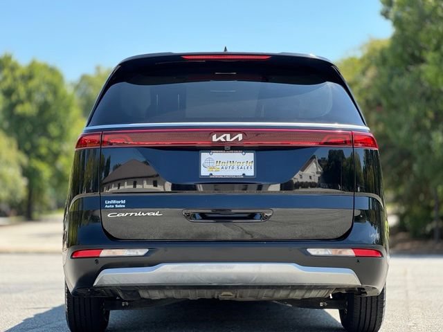 Used 2022 Kia Carnival LX FWD image 6