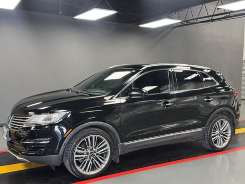 Used 2016 Lincoln MKC Reserve AWD/4WD image 2