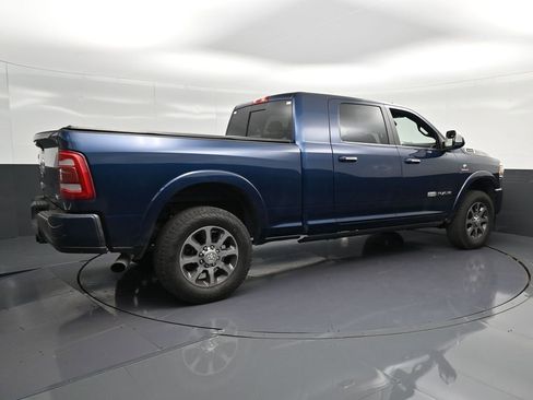 Used 2022 RAM 3500 Limited AWD/4WD image 3