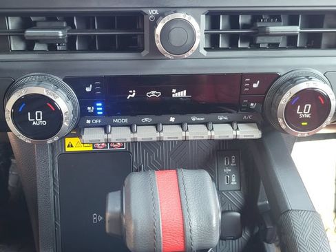 Used 2024 Toyota Tacoma TRD Pro AWD/4WD image 18