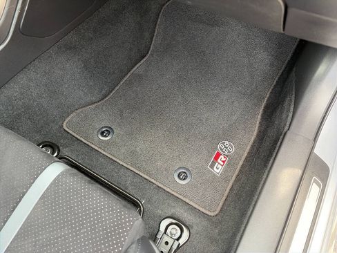 Used 2023 Toyota GR86 Premium RWD image 22