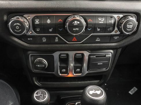 New 2026 Jeep Wrangler Sport AWD/4WD image 18