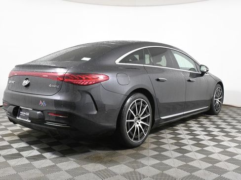 Used 2023 Mercedes-Benz EQS 580 580 image 8