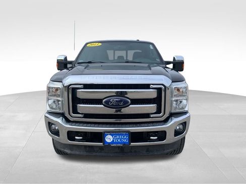 Used 2013 Ford F250 Lariat w/ Chrome Pkg image 11