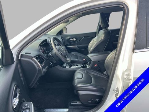 Certified 2021 Jeep Cherokee Limited w/ Elite Package image 11