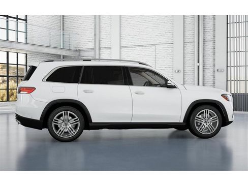 New 2026 Mercedes-Benz GLS 450 4MATIC image 17