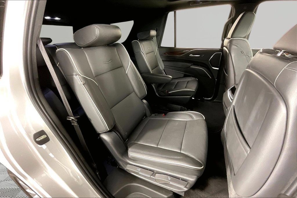 Certified 2023 Cadillac Escalade Premium Luxury AWD/4WD image 23