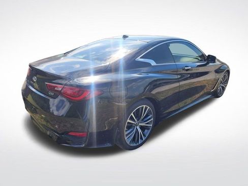 Used 2020 INFINITI Q60 3.0t Luxe RWD image 2