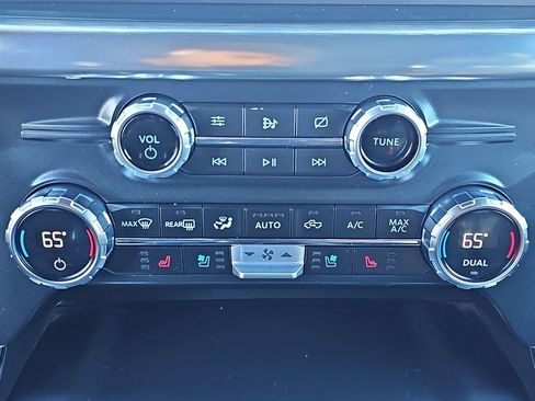 Used 2021 Ford F150 Lariat image 21