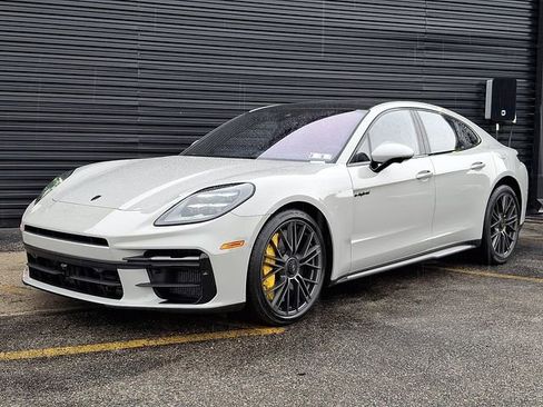 Certified 2025 Porsche Panamera Turbo S AWD/4WD image 1