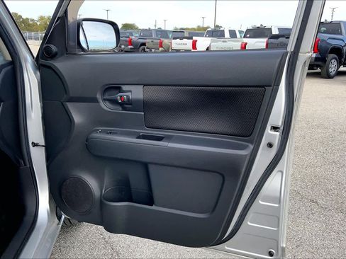 Used 2009 Scion xB image 21