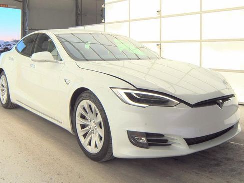 Used 2016 Tesla Model S 75D image 6