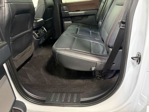 Used 2022 Ford F150 Lariat w/ Equipment Group 502A High image 48