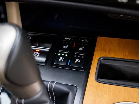 Used 2022 Lexus RX 450h AWD w/ Premium Package image 24