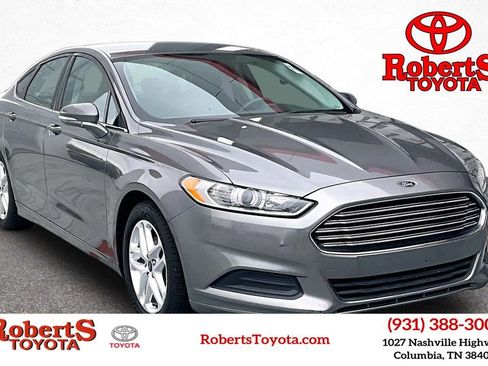 Used 2013 Ford Fusion SE image 1