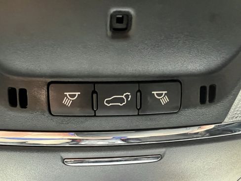 Used 2022 Jeep Grand Cherokee Laredo X image 46