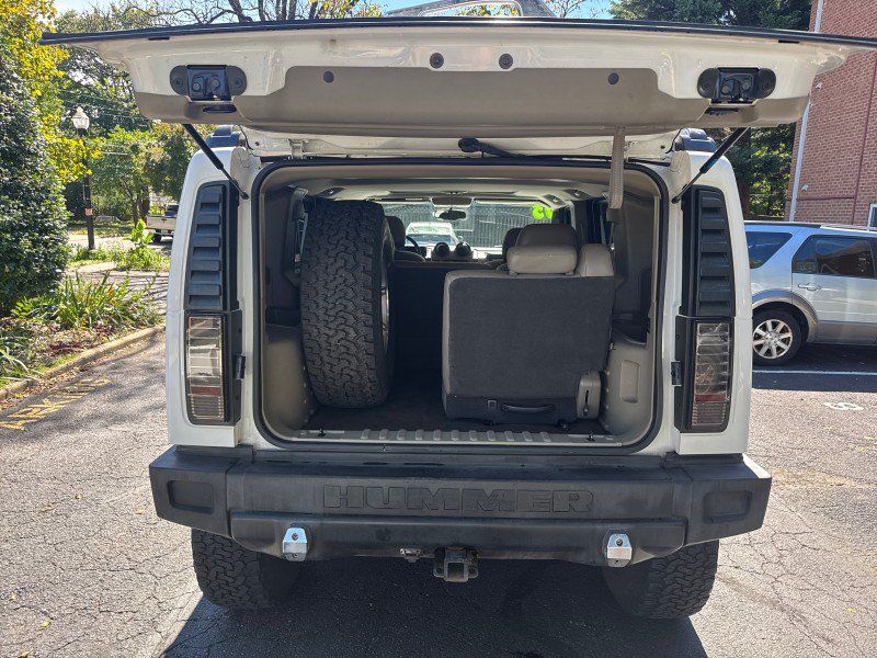 Used 2003 HUMMER H2 w/ Preferred Equipment Group AWD/4WD image 37
