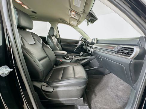 Used 2023 Kia Telluride S image 33