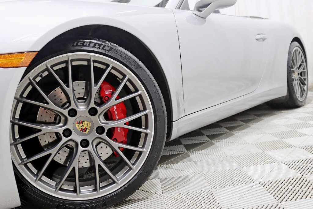 Used 2017 Porsche 911 Carrera S RWD image 6