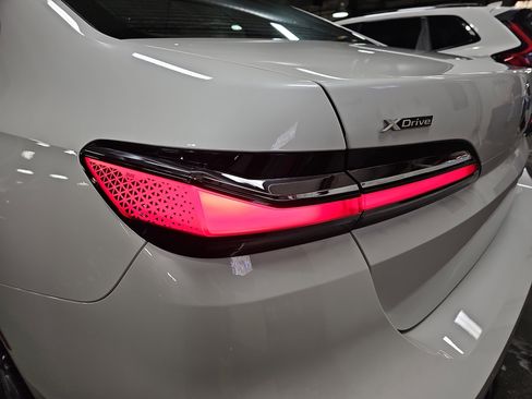 New 2025 BMW 760i xDrive image 36