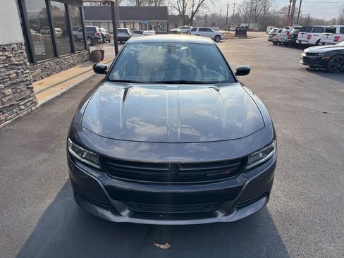 Used 2020 Dodge Charger SXT w/ Blacktop Package image 9