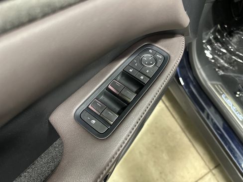 Certified 2025 Lexus RX 350 AWD w/ Convenience Package image 15