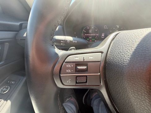 Used 2025 Honda Accord EX-L image 17
