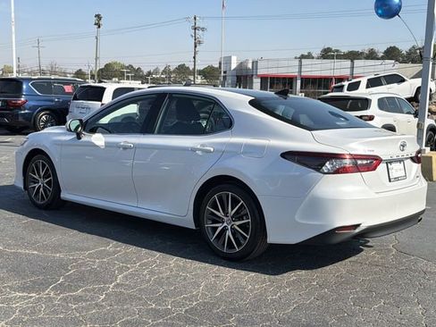 Used 2024 Toyota Camry XLE FWD image 24
