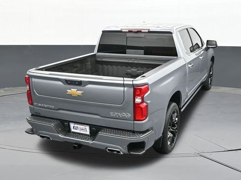 Used 2025 Chevrolet Silverado 1500 High Country AWD/4WD image 74