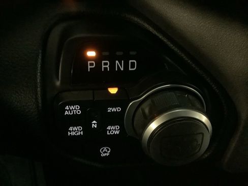 Used 2021 RAM 1500 Big Horn AWD/4WD image 32