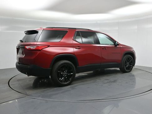 Used 2020 Chevrolet Traverse LT image 25