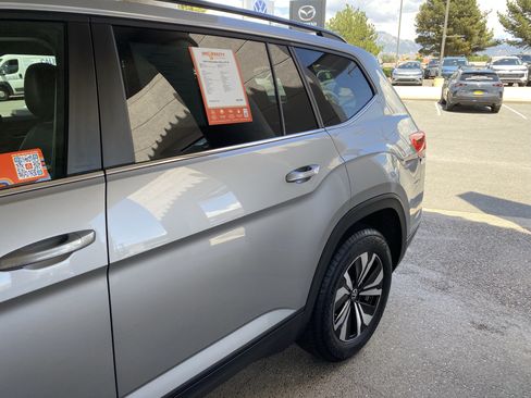 Certified 2025 Volkswagen Atlas SE AWD/4WD image 63