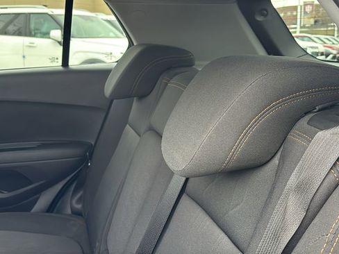Used 2017 Chevrolet Trax LT image 30