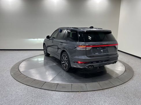 Certified 2025 Lincoln Aviator Black Label w/ Jet Appearance Package AWD/4WD image 7