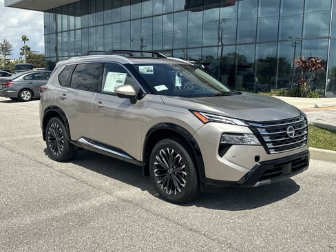 New 2026 Nissan Rogue Platinum image 5