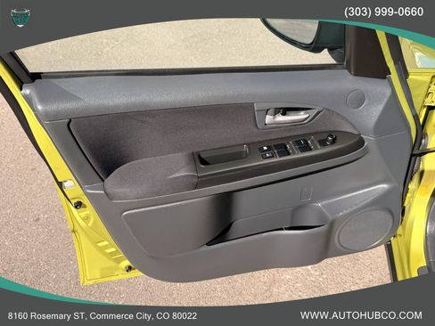 Used 2013 Suzuki SX4 AWD Hatchback image 21