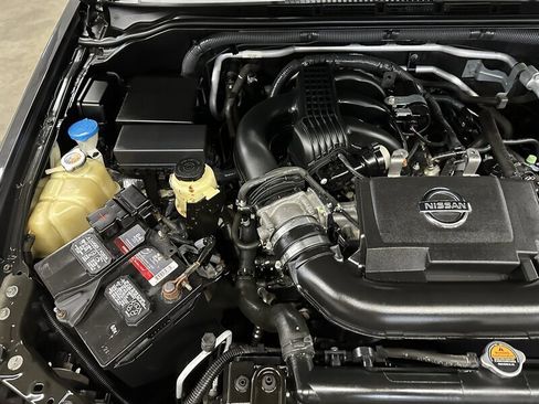 Used 2012 Nissan Xterra PRO-4X AWD/4WD image 38