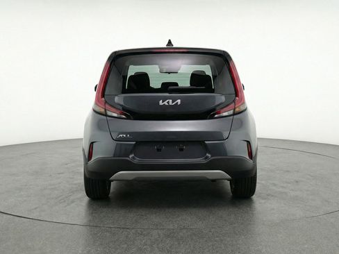 Used 2025 Kia Soul LX w/ LX Technology Package image 7