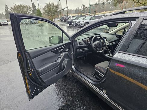 Used 2023 Subaru Crosstrek 2.0i Premium w/ Popular Package #3 image 19