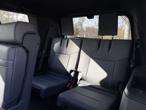 Used 2025 Lexus GX 550 image 36