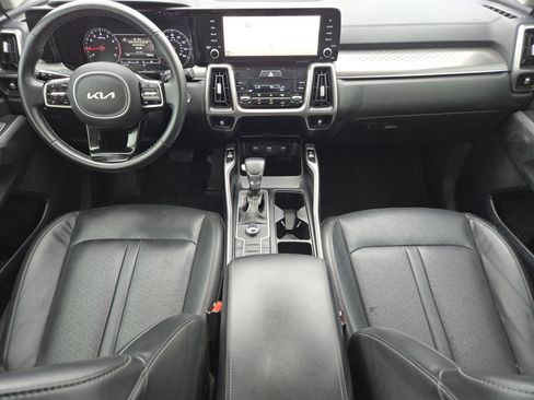 Used 2022 Kia Sorento S w/ Panoramic Sunroof Package FWD image 24