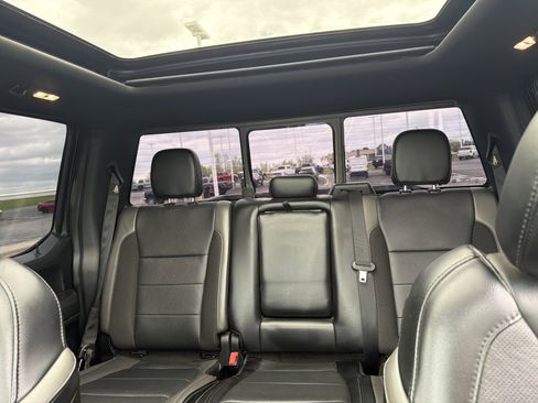 Used 2019 Ford F150 Raptor w/ Equipment Group 802A Luxury AWD/4WD image 53