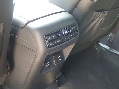 Used 2024 Hyundai Palisade Calligraphy image 30